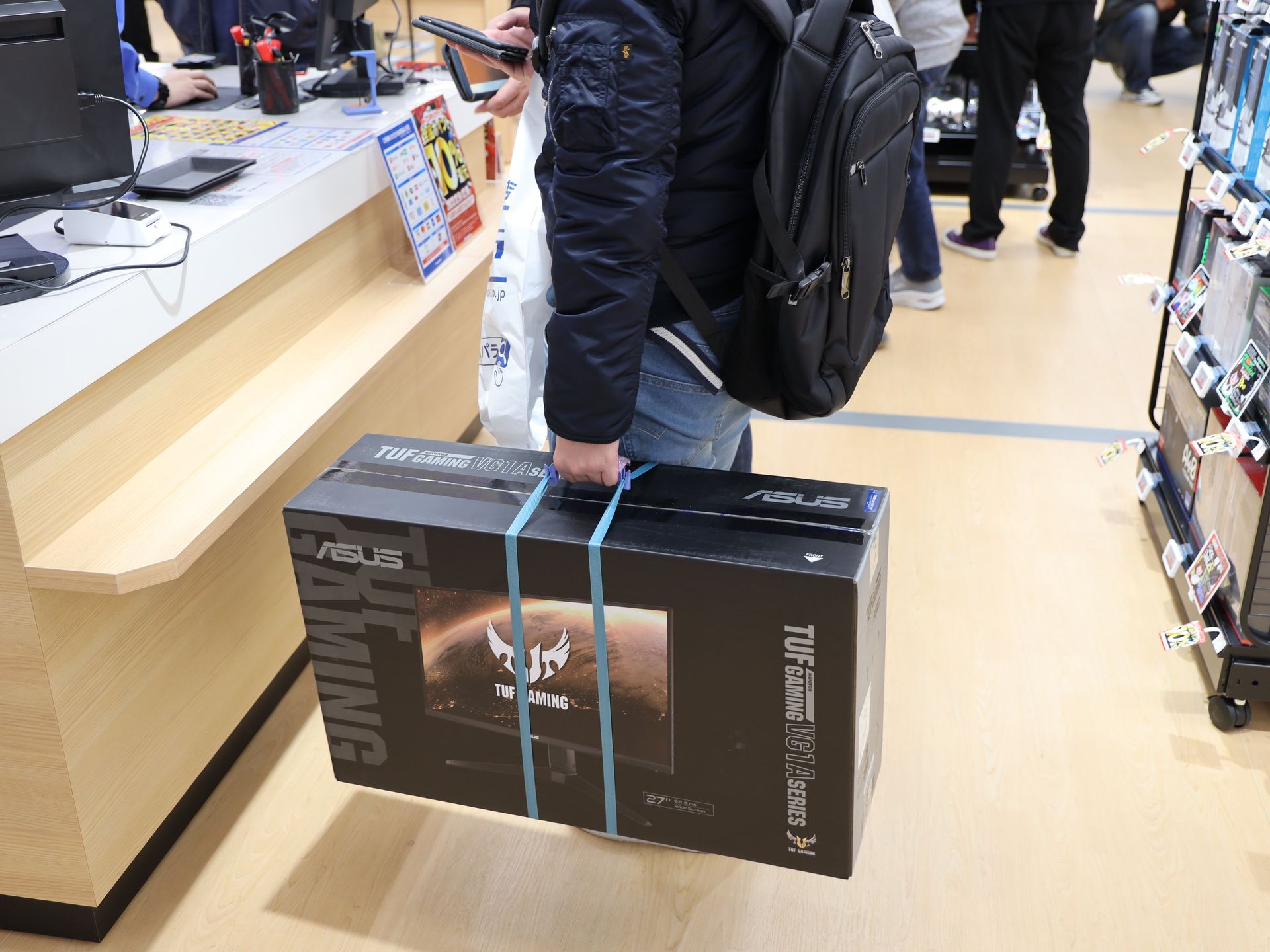 モニターお持ち帰り