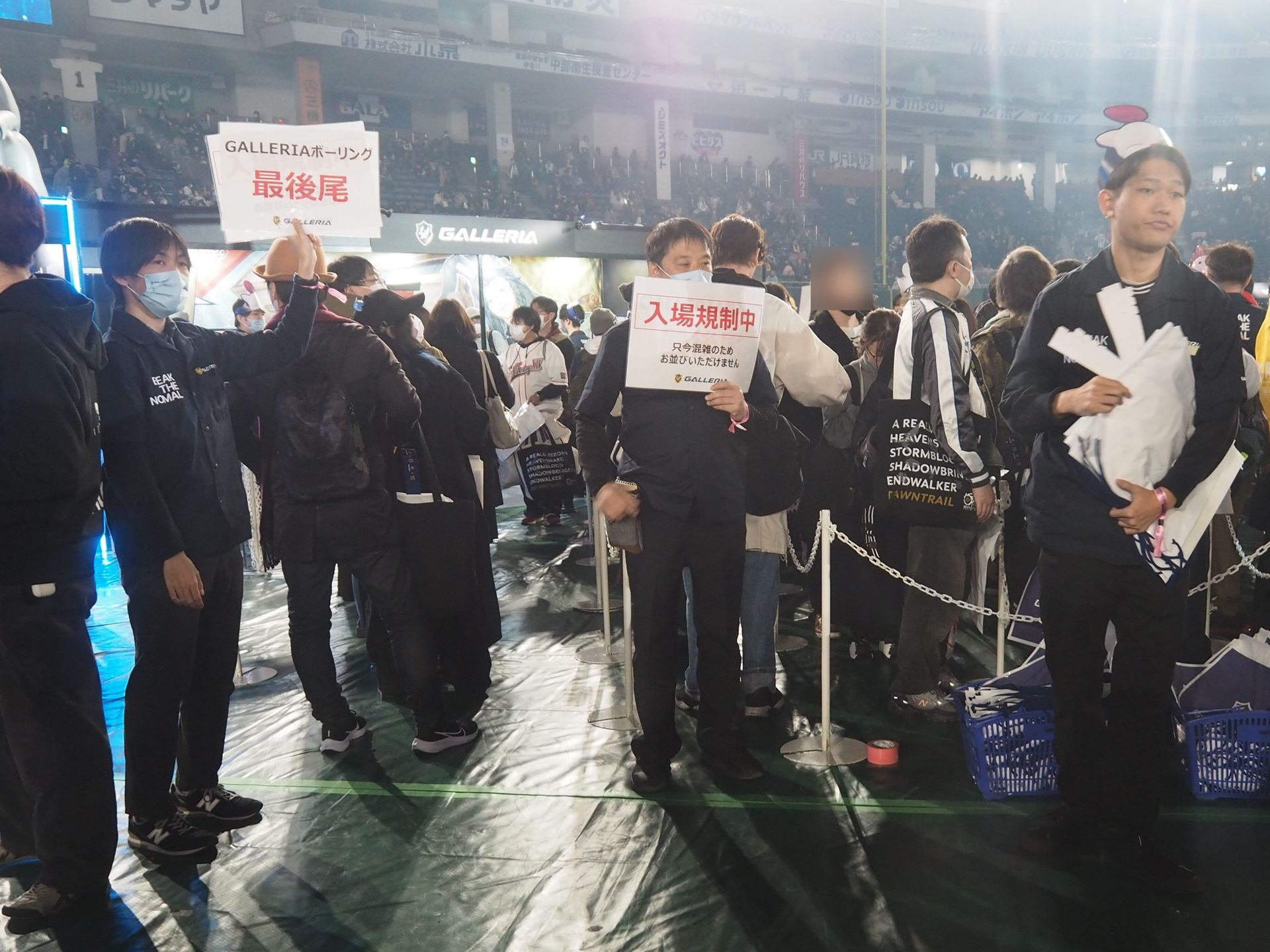 GALLERIAブースはスタッフも多く、一番賑わっていた