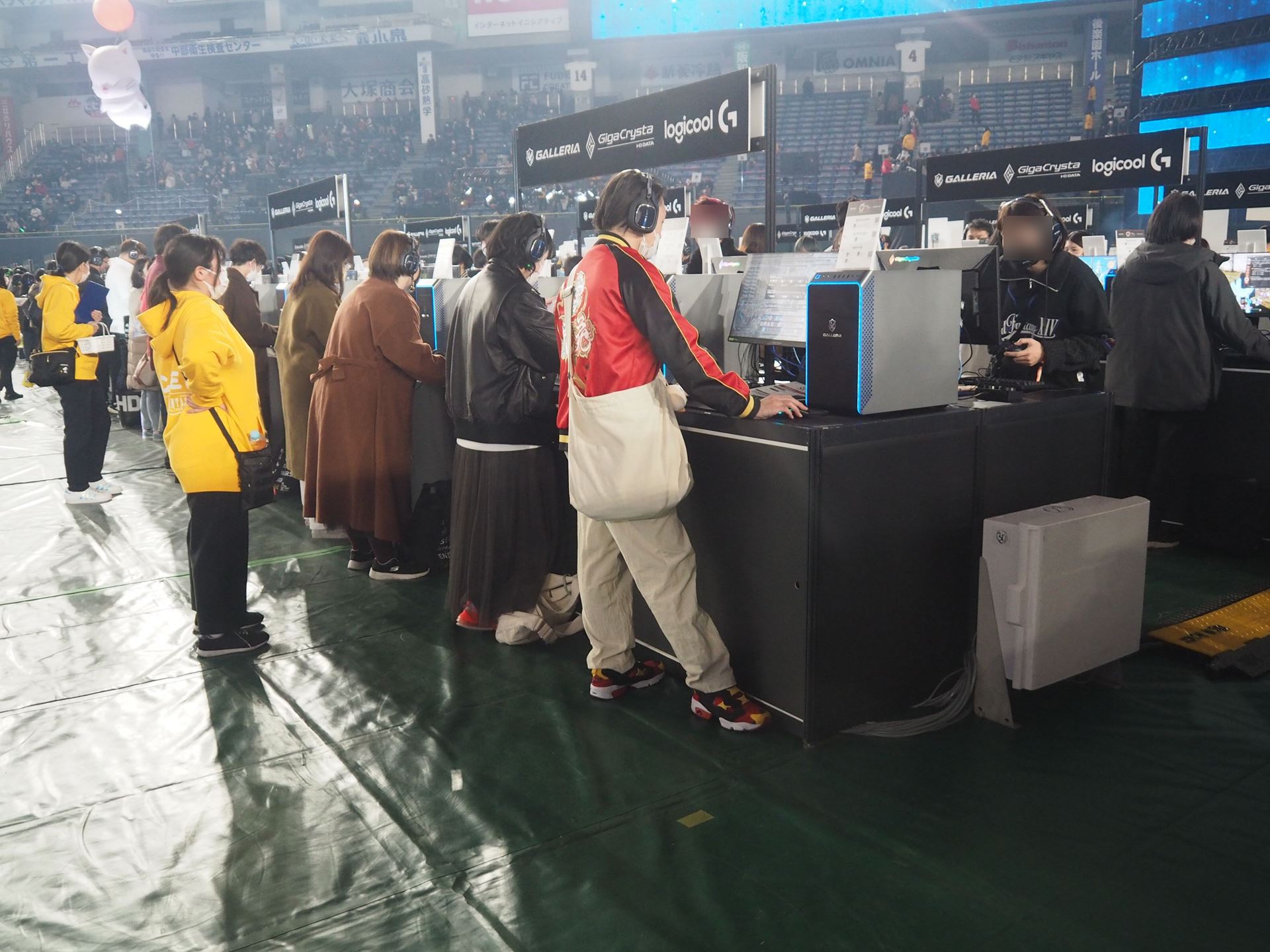 アスラ討滅戦は、8人でパーティを組んで挑むイベントだ