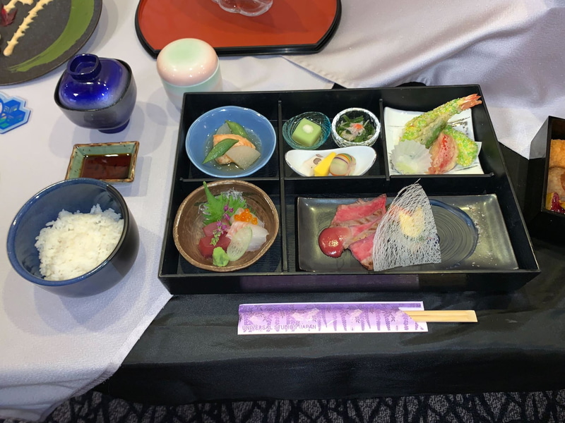 今回頂いたのは冨岡義勇をイメージした「蒼の御膳」