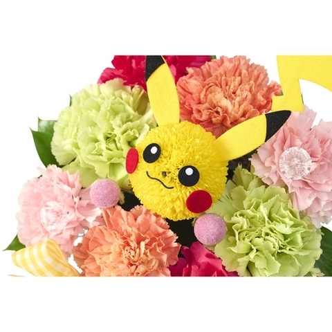 ポケモン、ピカチュウの「フラワーアレンジメント」と「プリザーブド