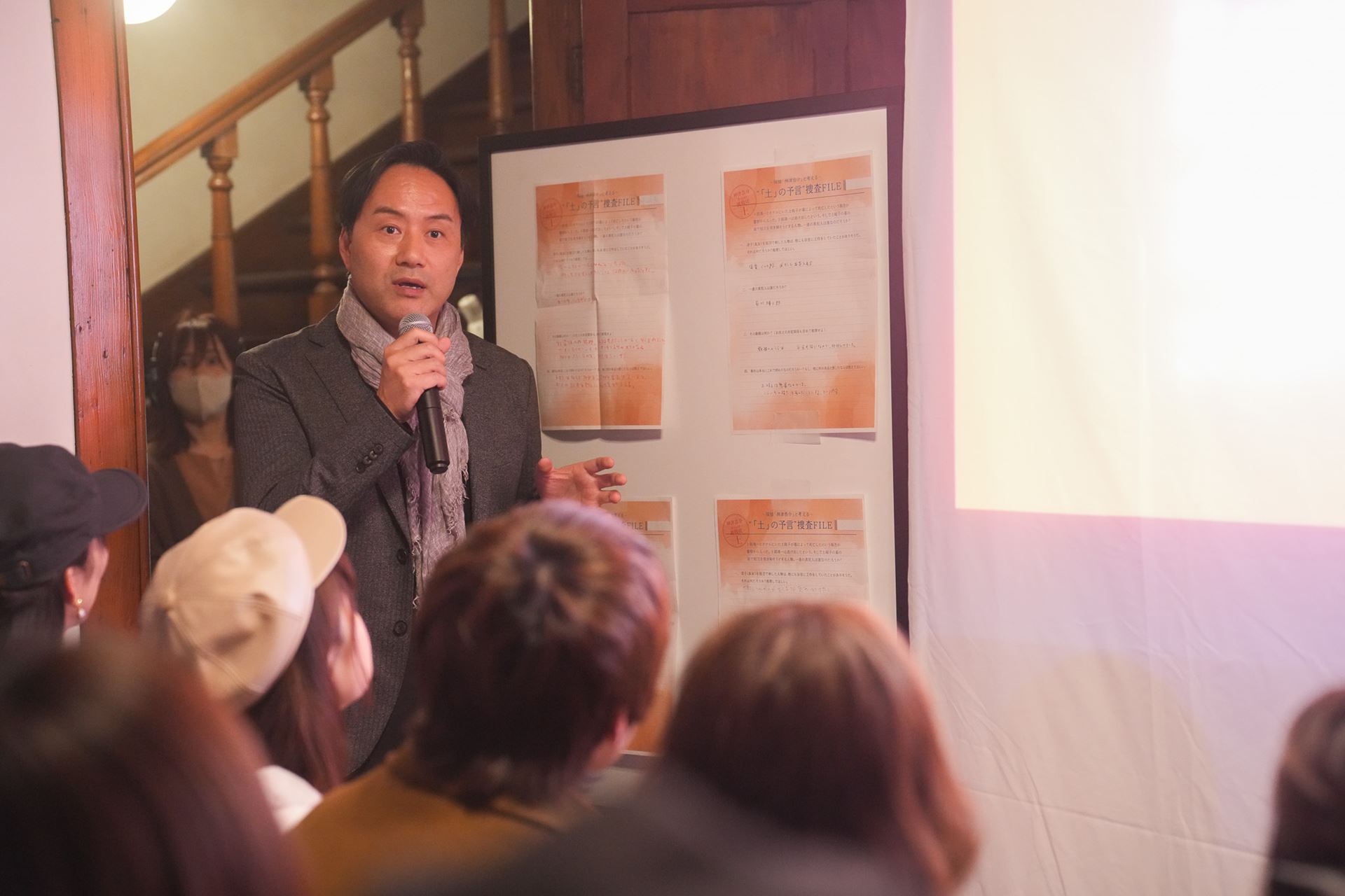 解決編が終了後、ノサカラボを率いる演出家の野坂実氏が講評を行ない、最優秀グループを発表した