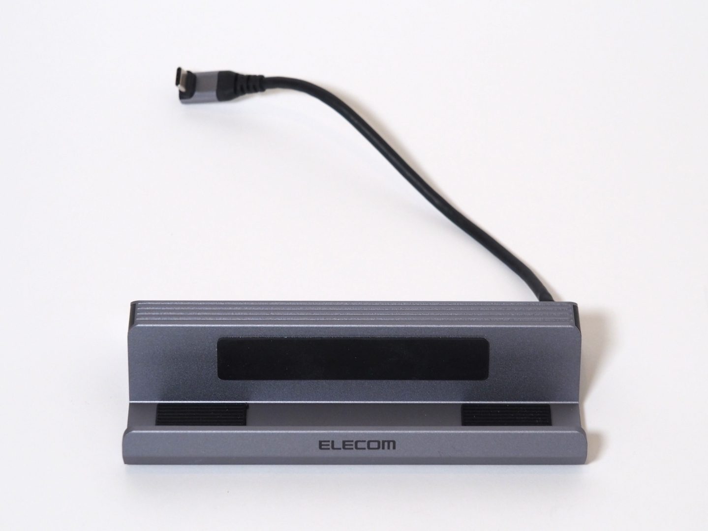 エレコムのドッキングステーション「DST-W04」