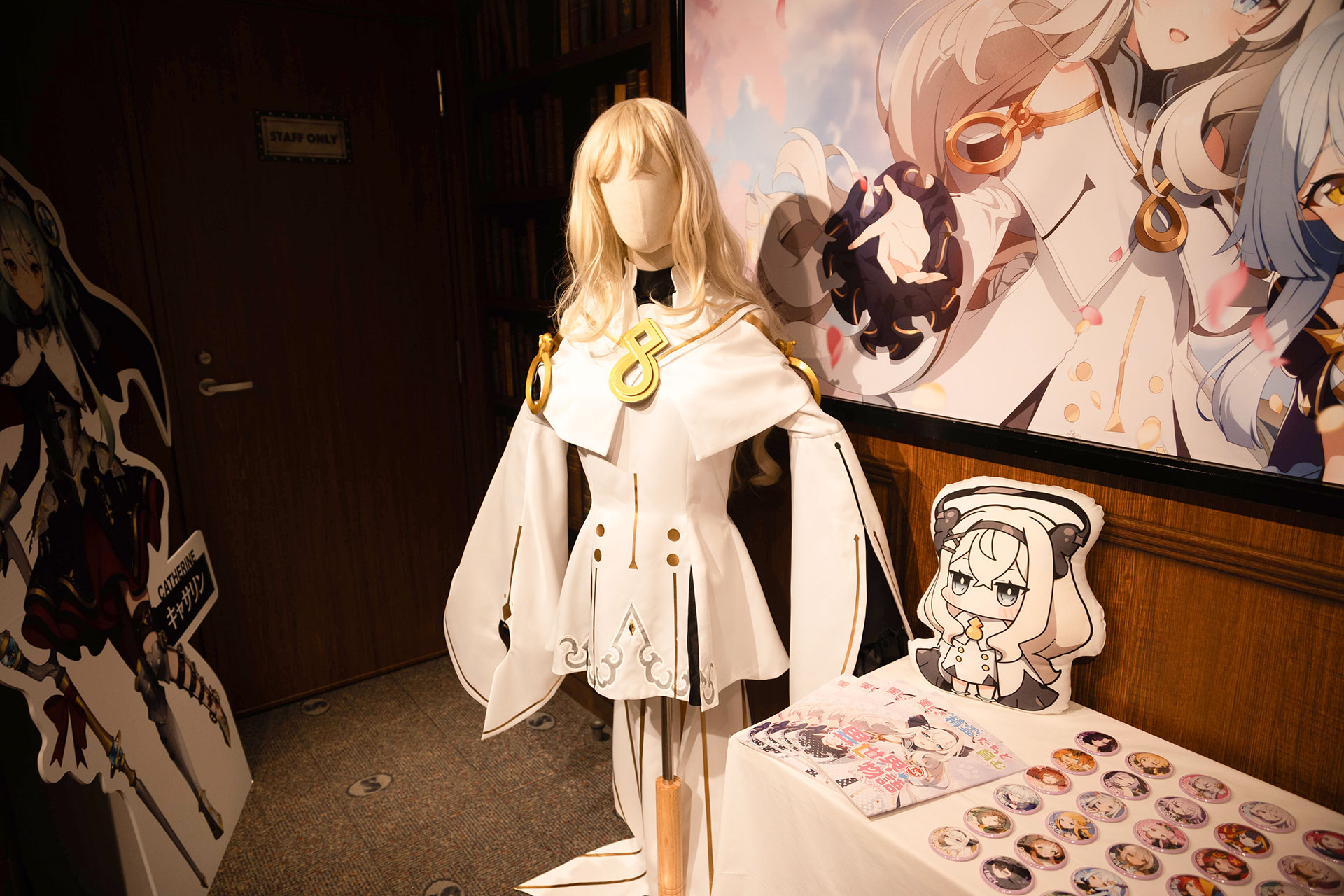 ゲーム内に登場する精霊のひとりフィストフェレスの衣装