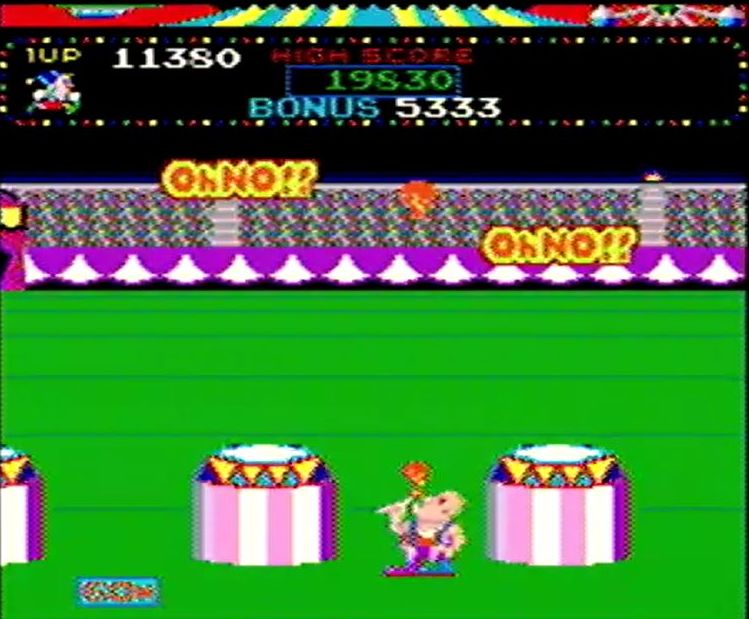 各トランポリンは3回までジャンプできるが、4回着地すると画面外に飛び出してミスになるリスクがある。ジャグラーが投げる剣や火の玉に触れた場合も、もちろん一発でアウトだ