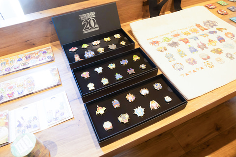 カプコンカフェ　モンハン20周年 コースター コンプリート まとめ売り カプコンカフェ モンハン20周年 コースター コンプリート まとめ