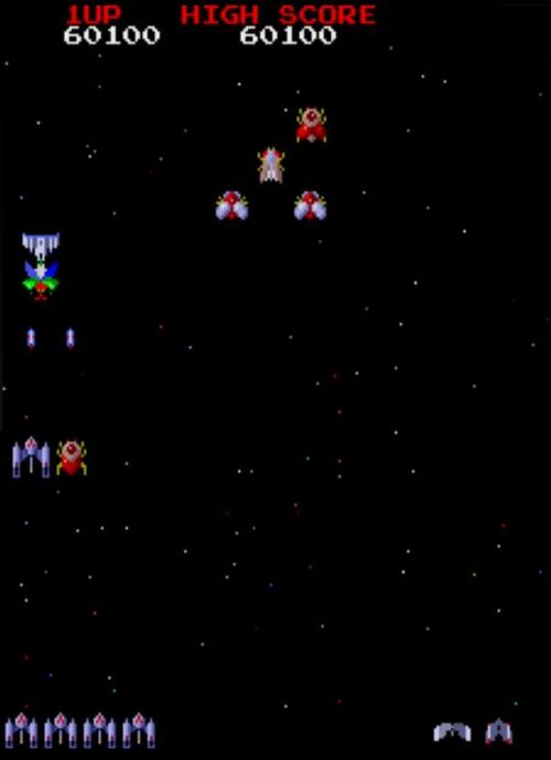 ブラスターヘッドを持つ敵のクイーンを倒すと、自機がパワーアップするなどの効果が得られる