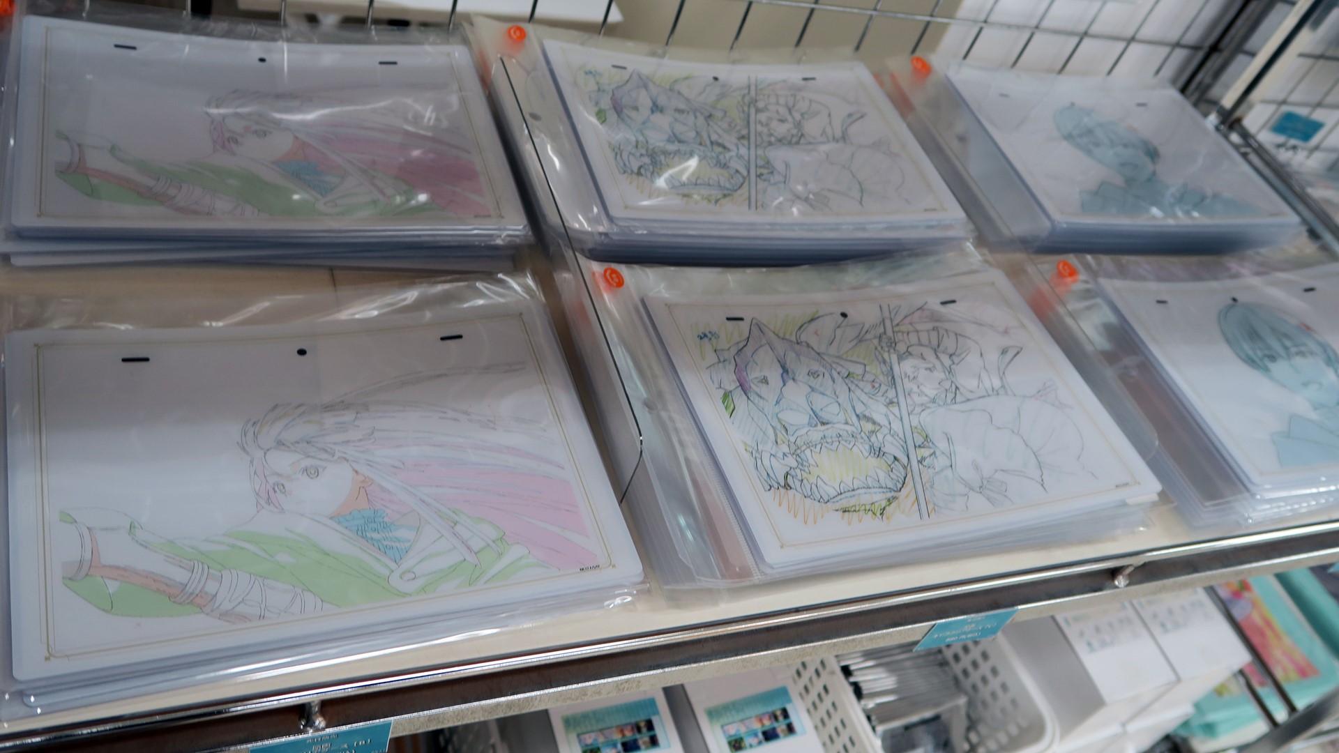 原画キャラクリアケース 各880円（税込）