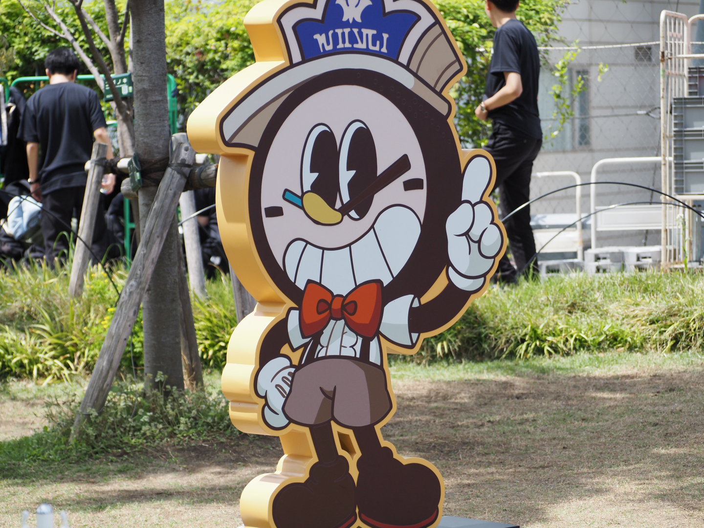 「クロックボーイ」のパネル