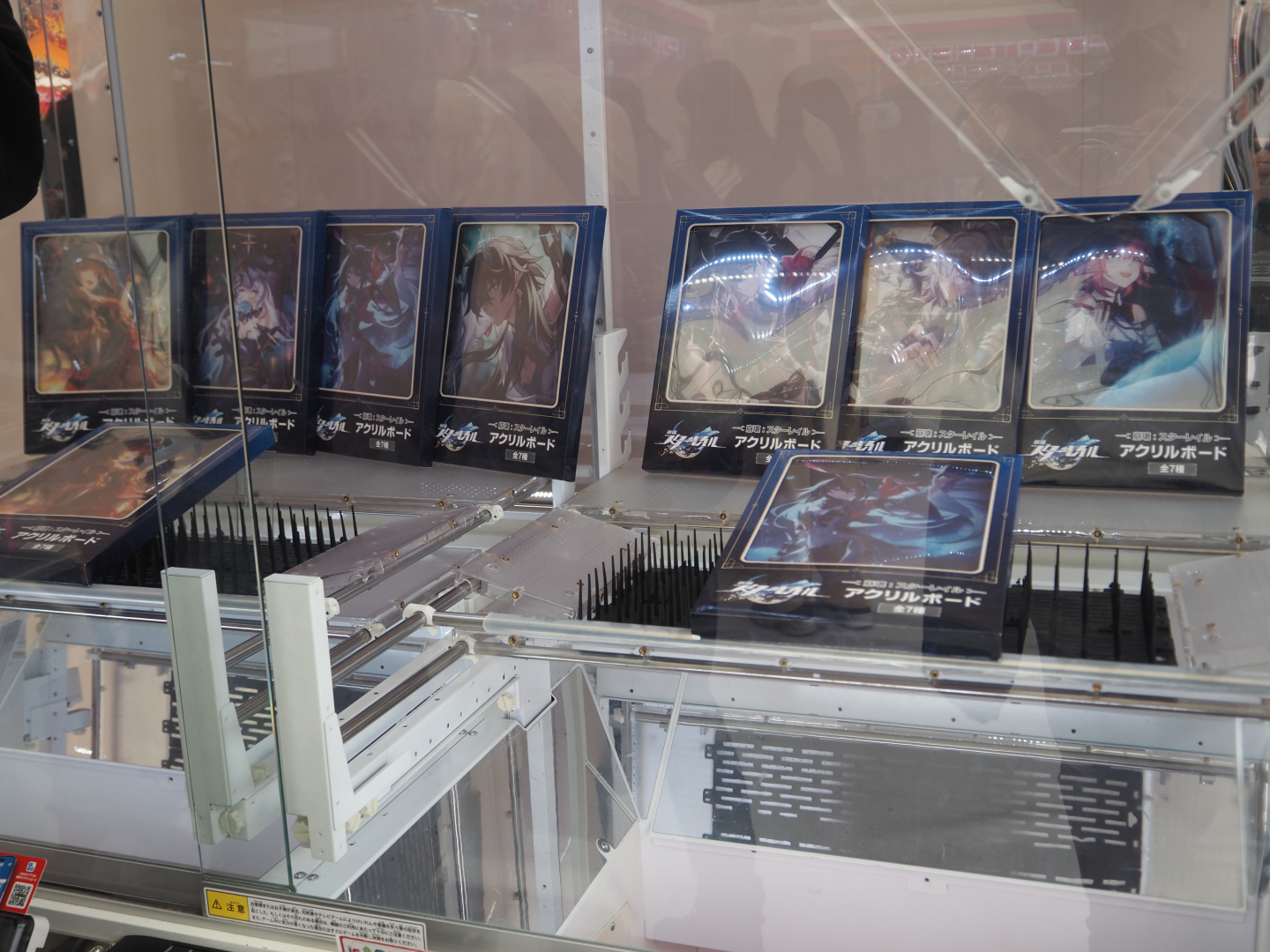 物販エリアの反対にはゲームセンター「GiGO」のクレーンゲーム体験コーナーがある