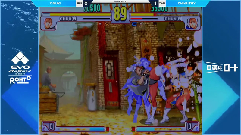 そのままキャンセル鳳翼扇を行い大ダメージを奪う。この間2秒