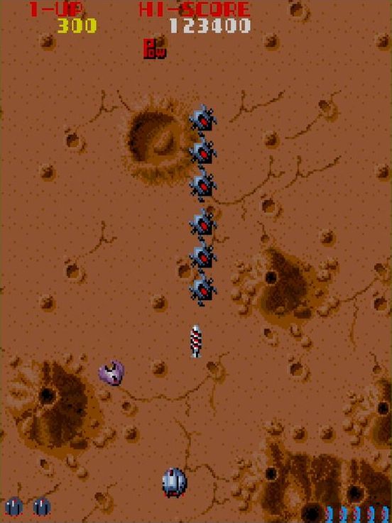 敵を貫通するキャノン砲で、まとめて敵を倒すことでも得点が稼げる