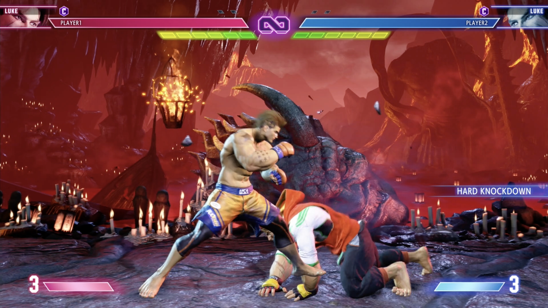 起き上がり時に「方向キーの前＋強パンチ＋強キック」で