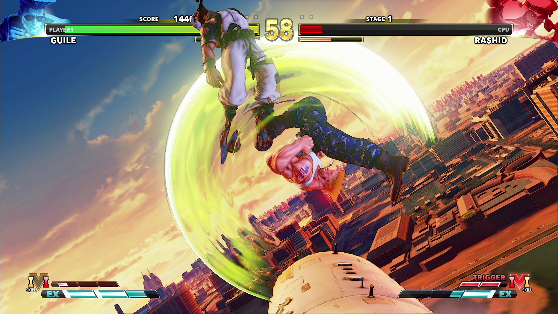 「ストⅤ」では、下方向を押しながら上を入力すると上が優先されたため、しゃがみながら最速で溜めコマンドの必殺技を出すことが出来た