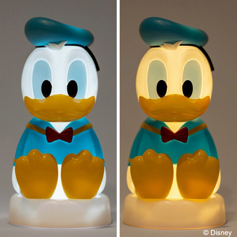 ドナルドダックがお部屋を明るくする「Disney ドナルドダック90周年