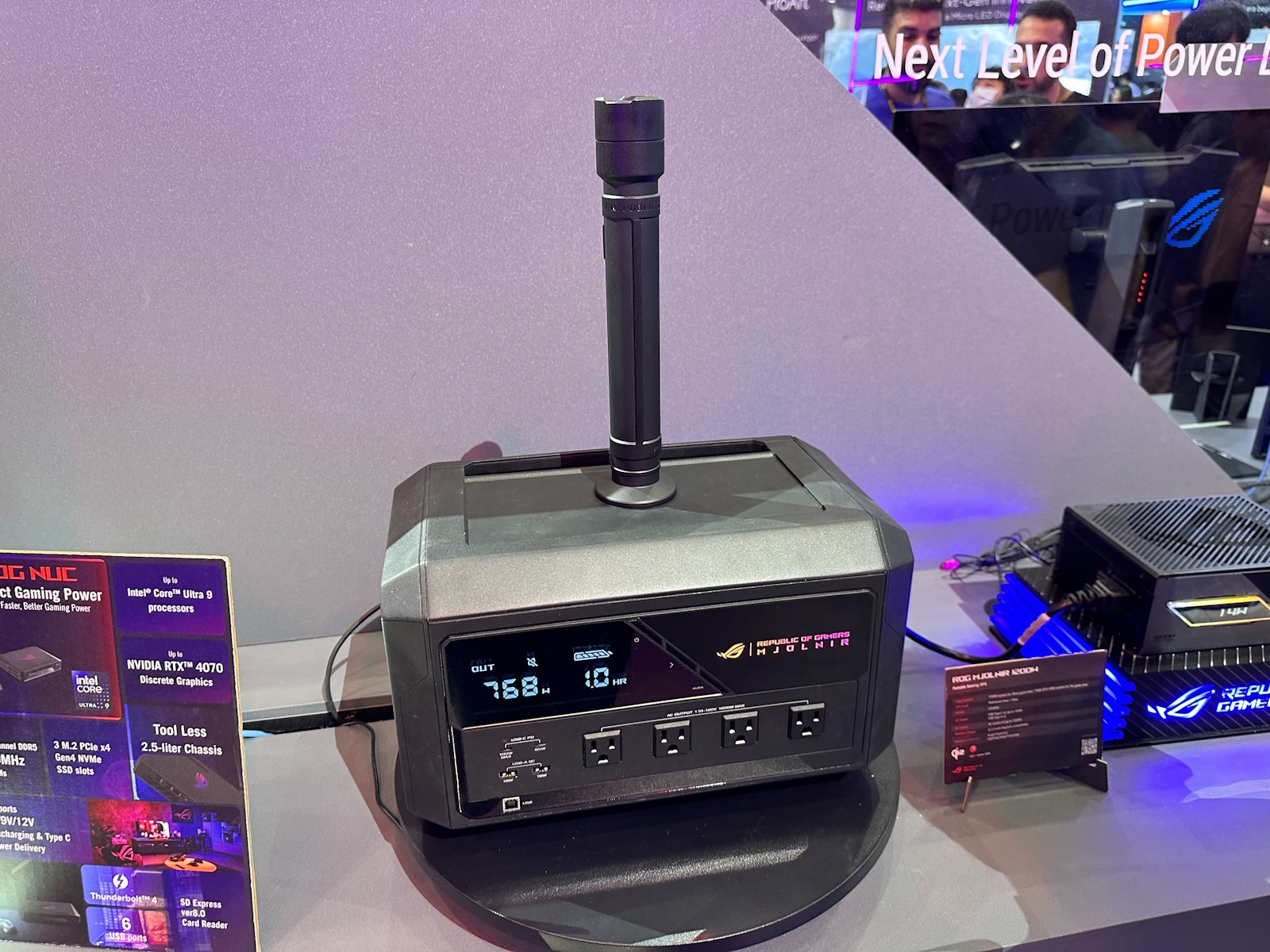 ミョルニルの名を冠したゲーミングUPS「ROG MJOLNIR 1200W」