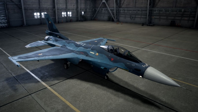 F-16をベースに開発された多用途戦闘機。開発国の運用思想に基づき、洋上目標への航空阻止攻撃に最大の強みを発揮するほか、空戦にも十分対応が可能。非公式愛称は「ヴァイパーゼロ」