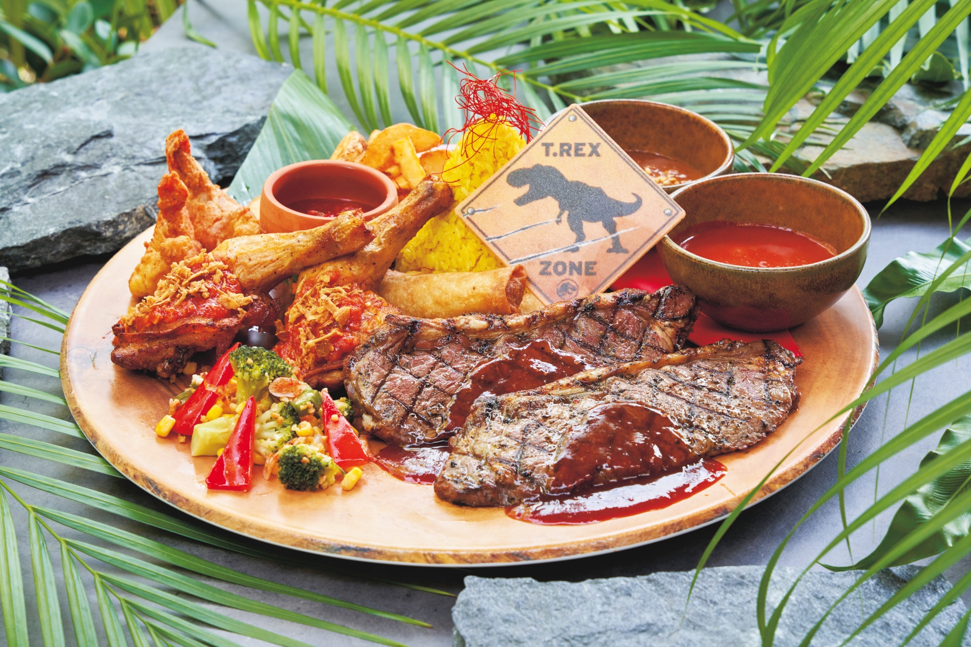 ロストワールド・レストラン：ジュラシック・ファミリープレート 8,500円