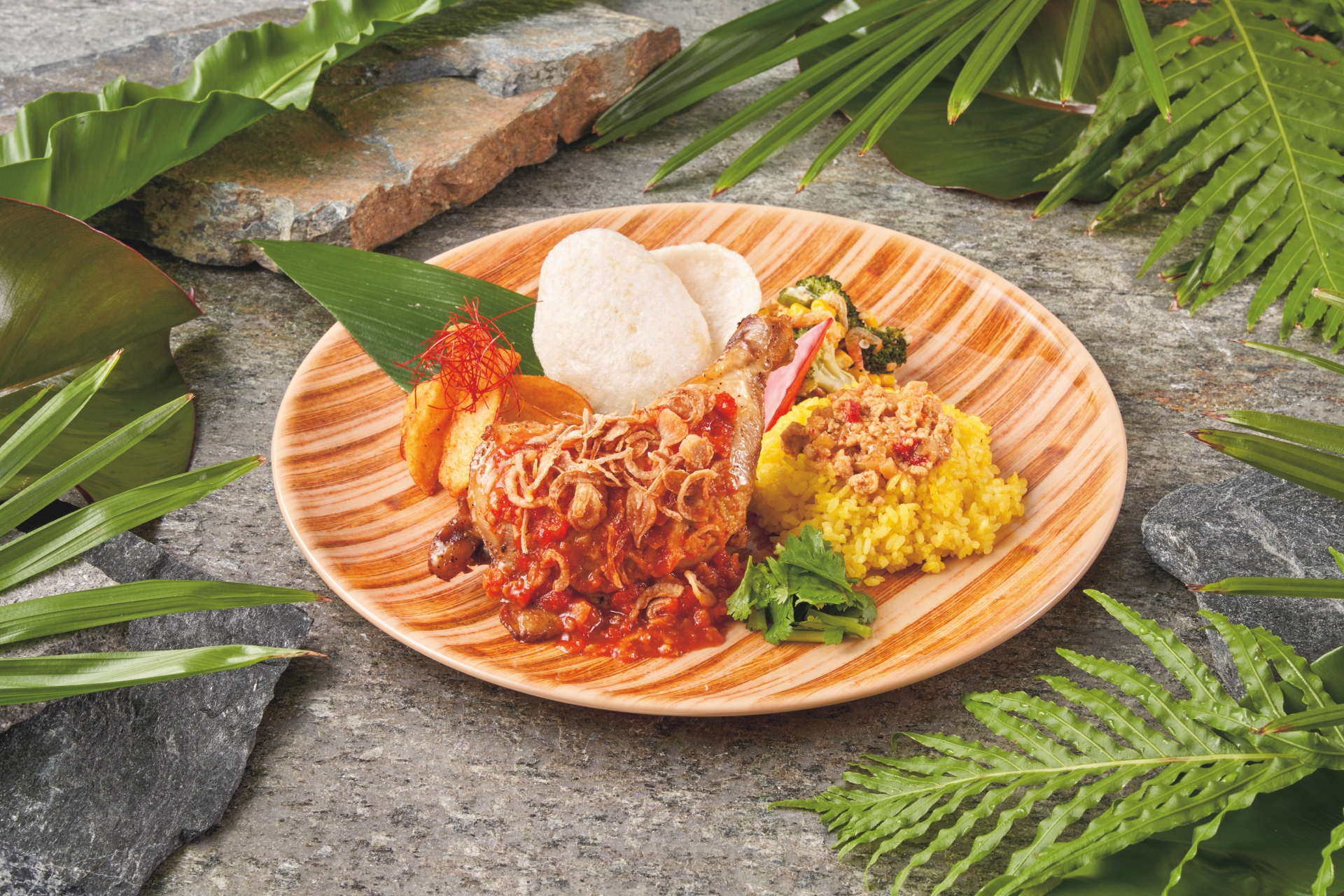 ロストワールド・レストラン：ガーリック・ローストチキンプレート 2,700円