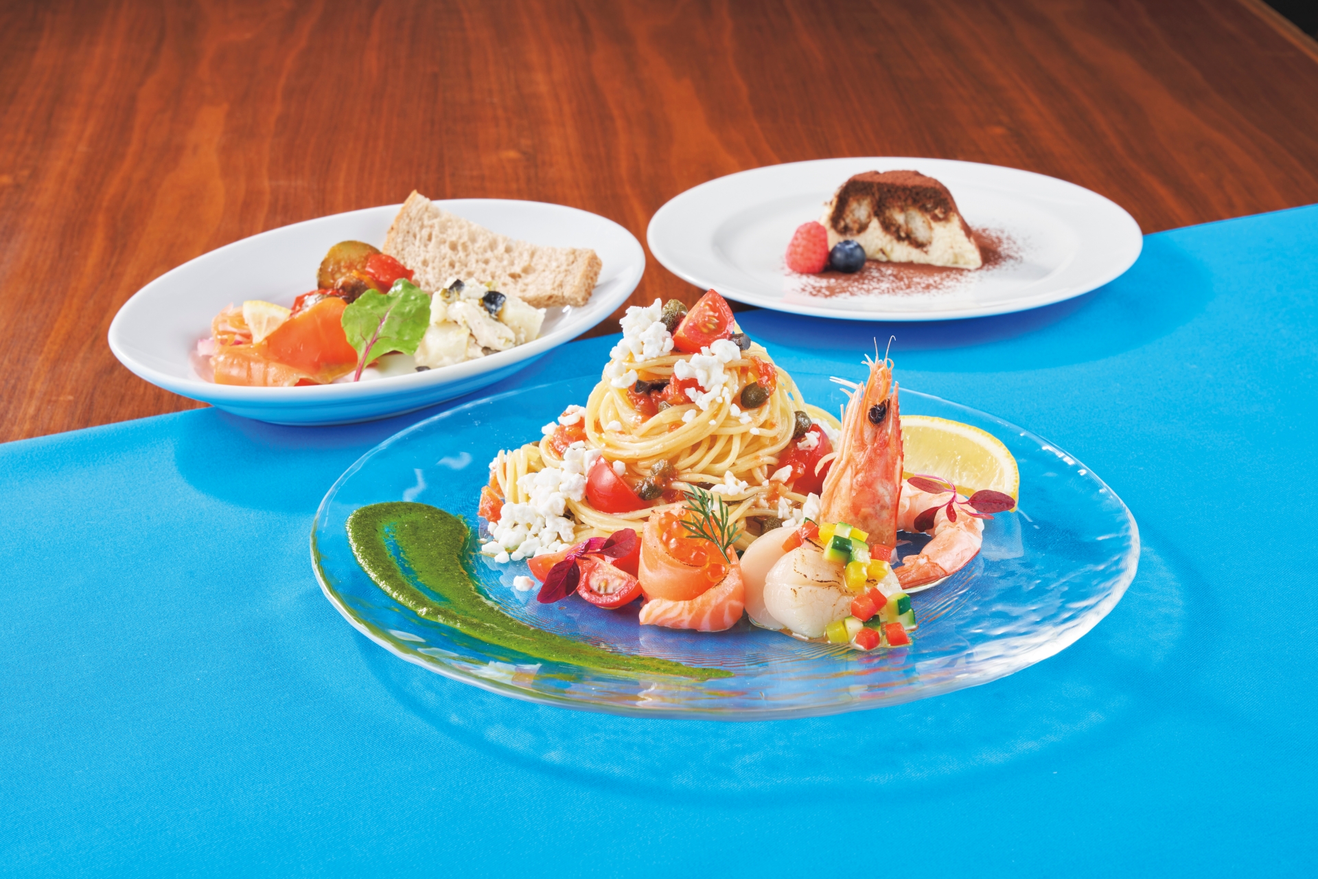 アズーラ・ディ・カプリ：サマー・スペシャルパスタセット 3,200円