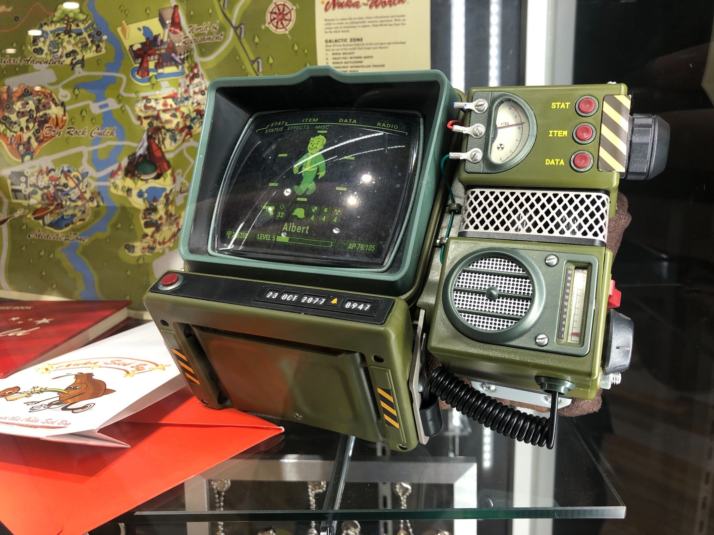こちらの「Nuka World」セットとPip-Boy（プラモデル）は私物展示で売り物ではないので注意。欲しくなる