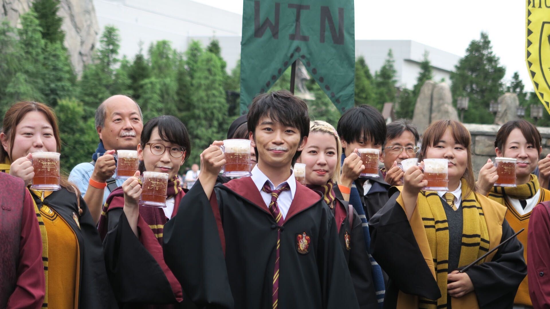 7月15日には、10周年記念のセレブレーションイベントが開催された。俳優の加藤清史郎さんと多くの「ハリー・ポッター」ファンが、10周年の開幕をお祝いした