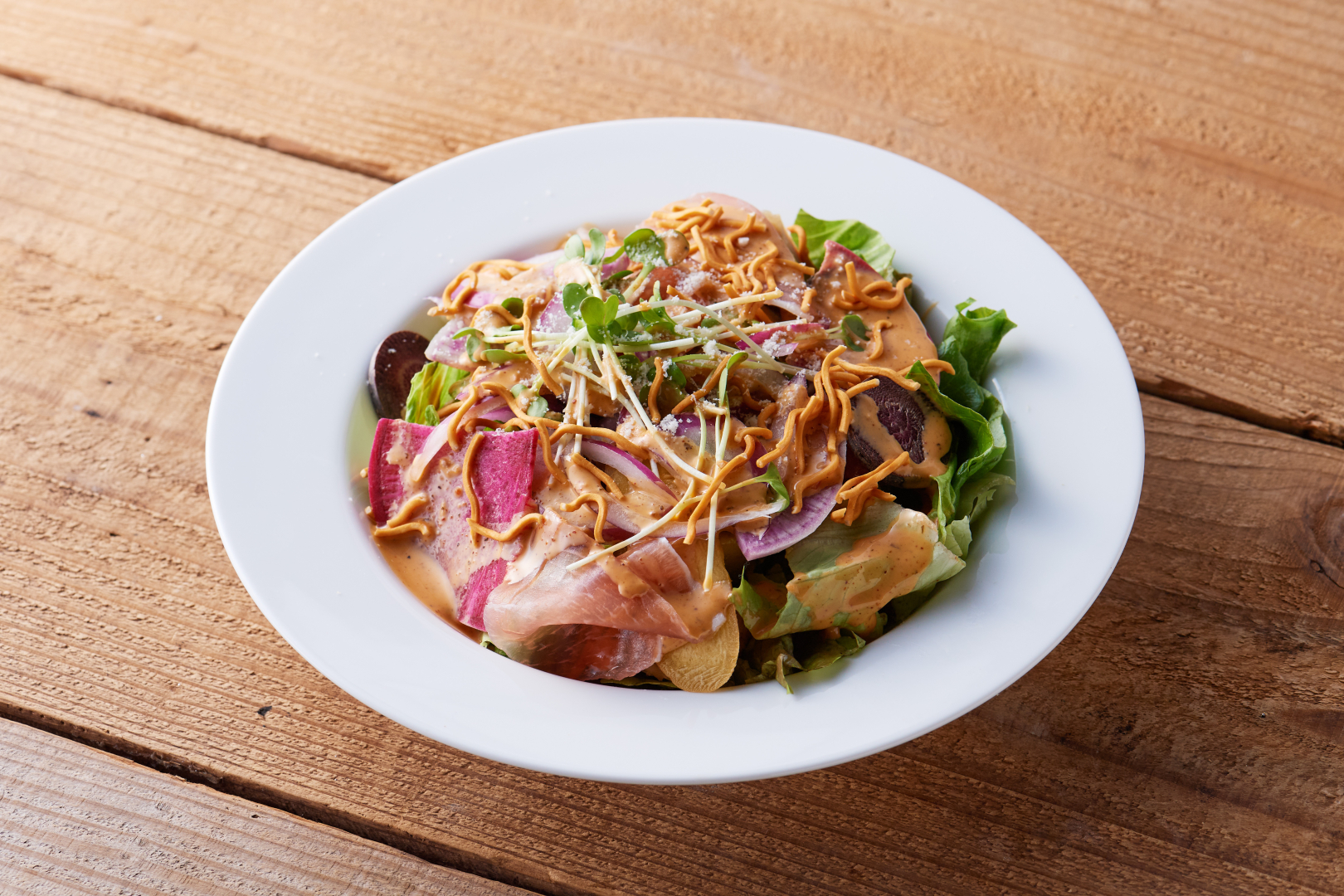 ＆9 サラダ～ベビースターラーメン添え～ 価格：1,200円