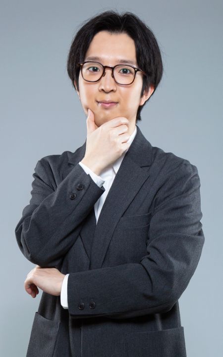 Revol氏（解説）