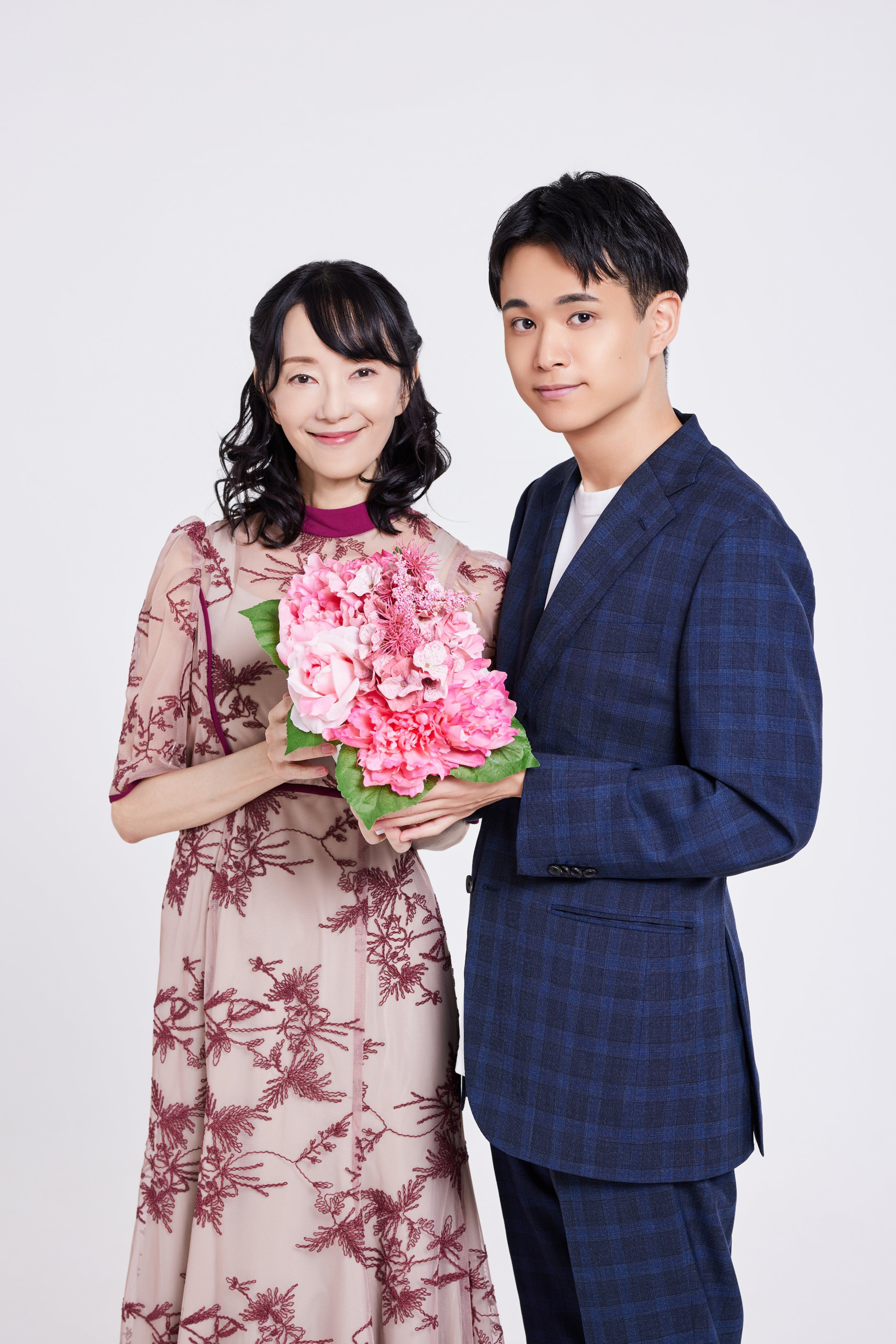 田中敦子さん(左)と、田中光さん