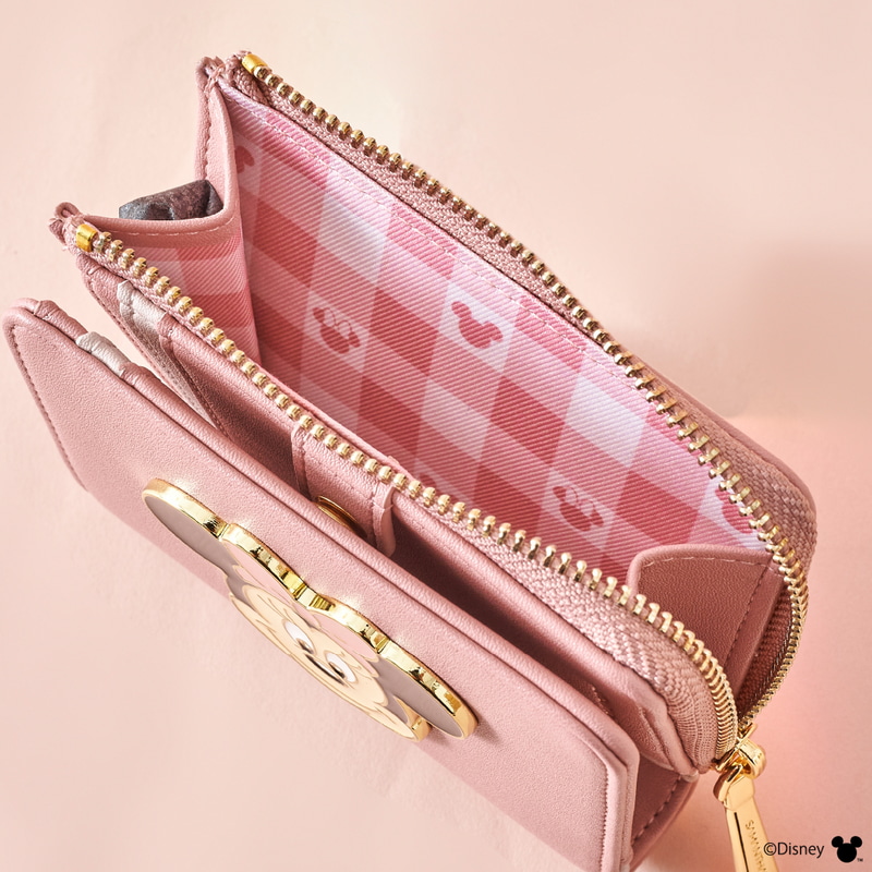 裏地は「ミッキーマウス」「ミニーマウス」のシルエットと、ギンガムチェックのデザイン