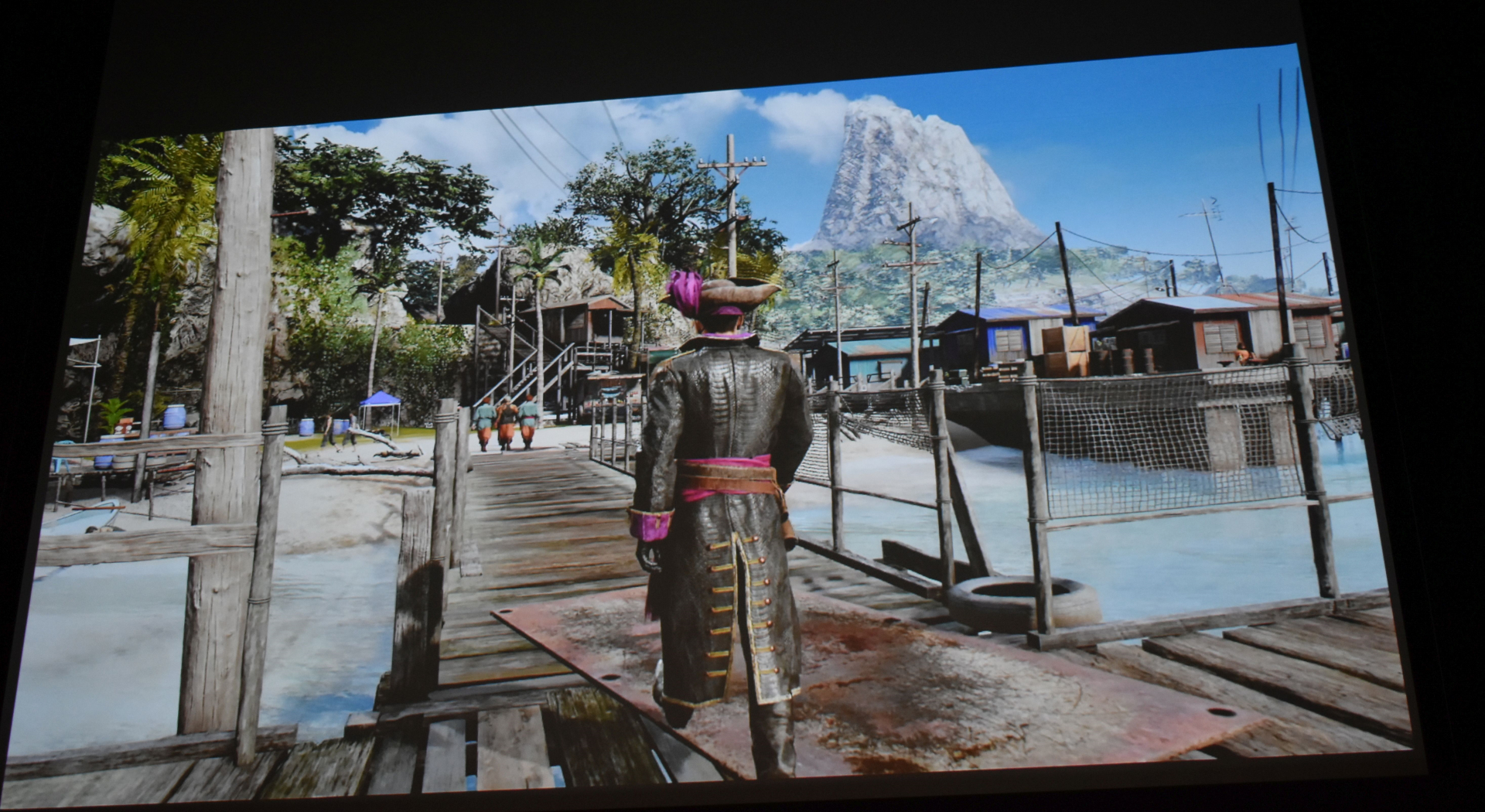 「ハワイ」に加えて、「リッチ島」、「マッドランティス」といったロケーションが発表された