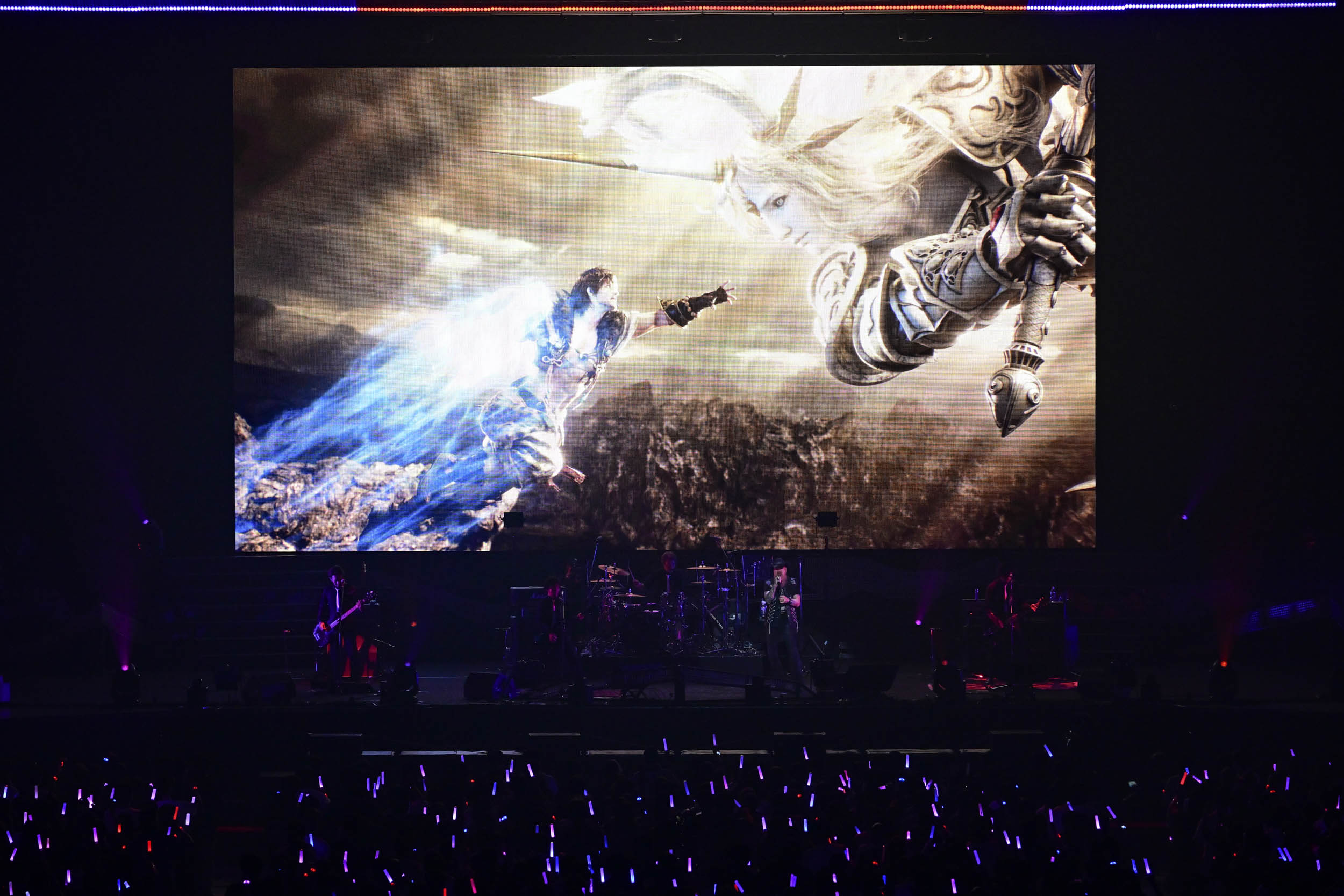 「紅蓮のリベレーター」までとは雰囲気を変えて、「漆黒のヴィランズ」では初めてロック調の主題歌が使われた。当初は違和感を感じる人もいたが、今では「FFXIV」を代表する曲となった。