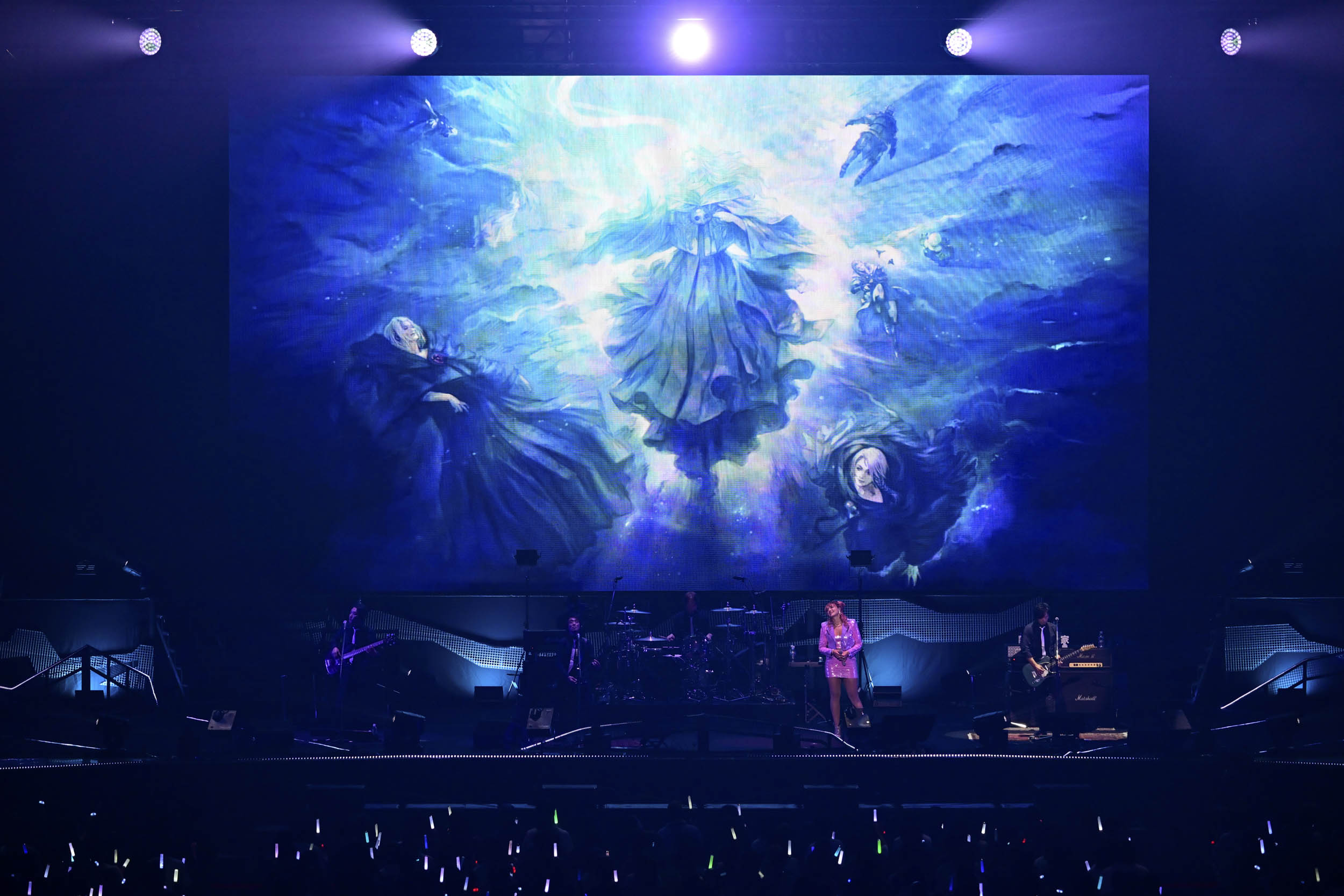 Amandaさんが朗々と歌い上げる「Flow」のアレンジバージョン。ゲーム内では、エンディングを飛ばさずに見ると最後に聞くことができる。古代人たちと暁がすれ違う演出に涙した人も多いはず。