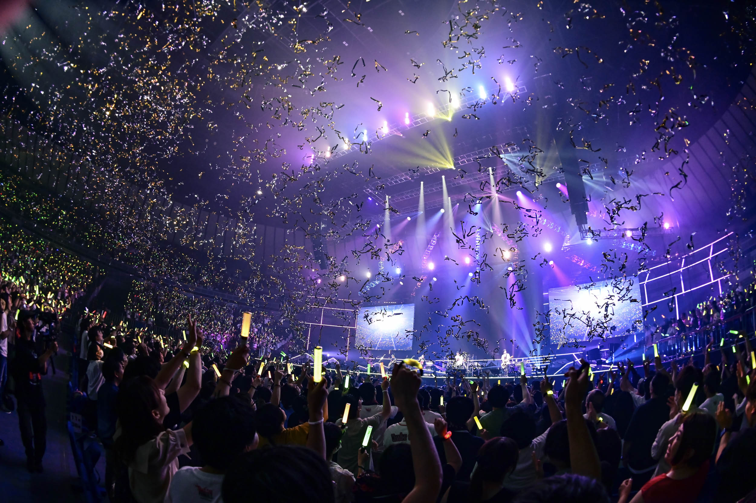 アルバートのセリフと共に始まったアンコール曲は「機工城アレキサンダー」の人気3曲。「メタル：ブルートジャスティスモード」は「機工城アレキサンダー:律動編」4層ボス曲。合体ロボのオープニングを思わせる、かなり趣味に入った異色のBGMだ。