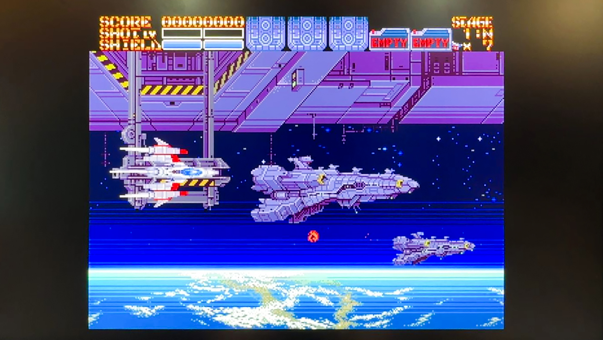 男子ってこういうのが好きなんでしょ？ という感じのカッチョイイ出撃シーンからスタート！