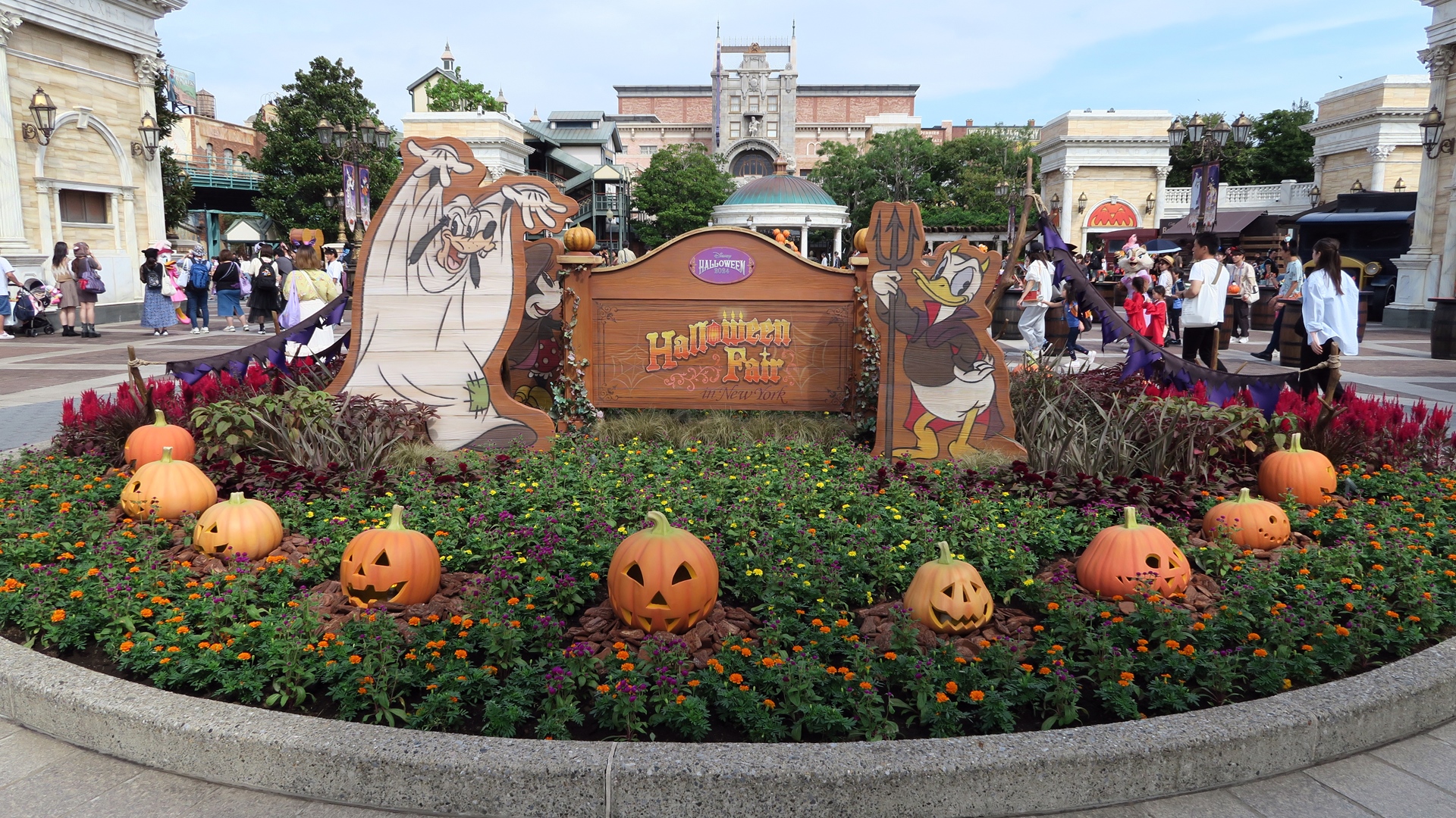 ウォーターフロントパークもハロウィーンの雰囲気たっぷりに変身