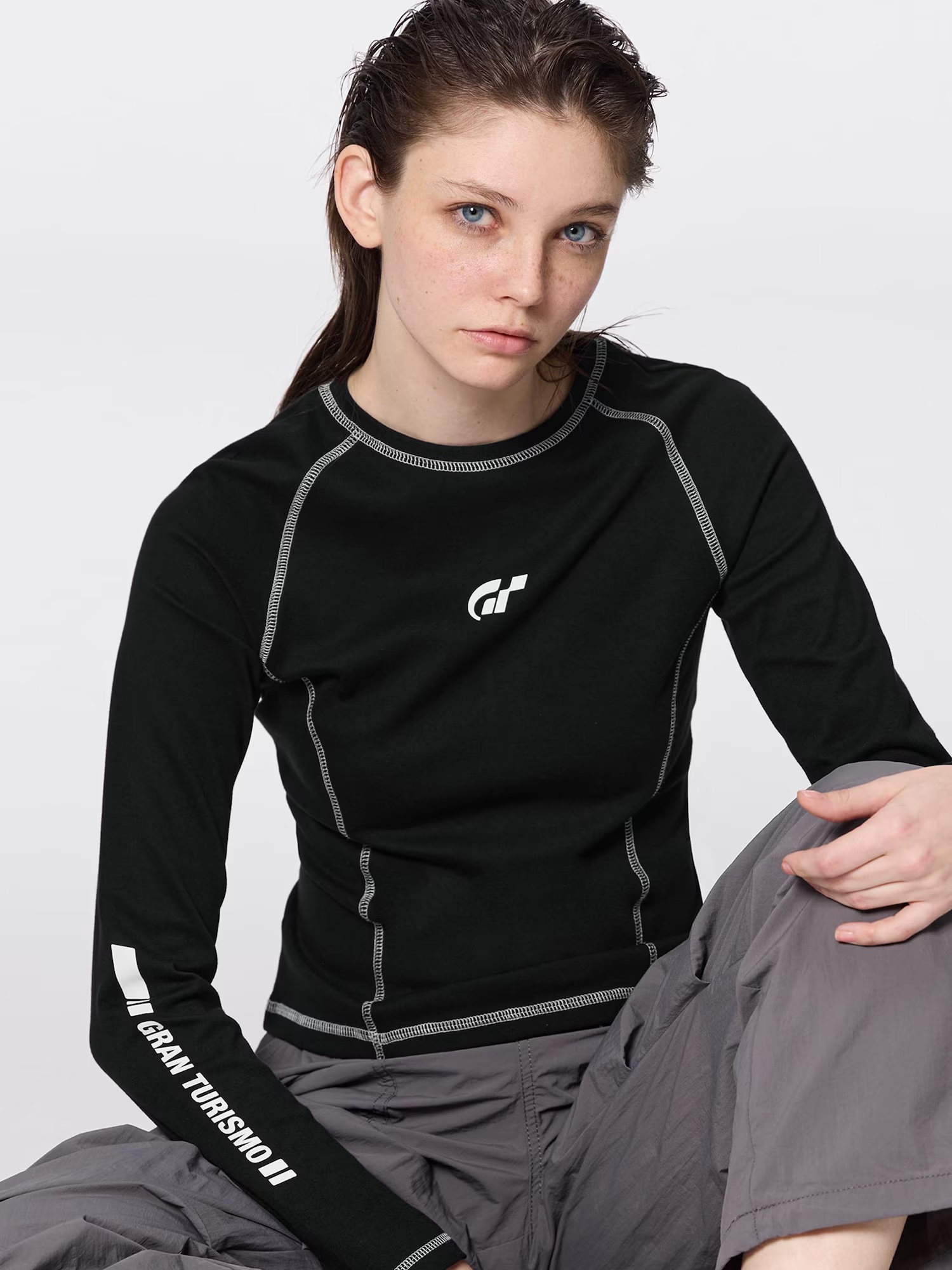 グラフィックT(長袖) Gran Turismo  BLACK 1,990円