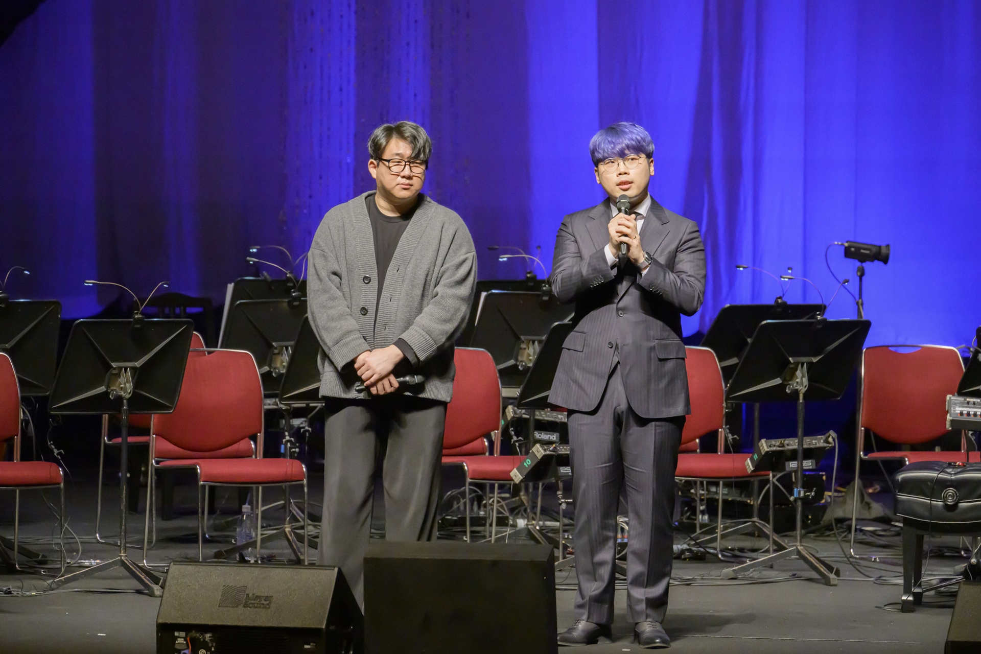 （左）ユ・ヒョンソク氏（右）Cosmograph氏