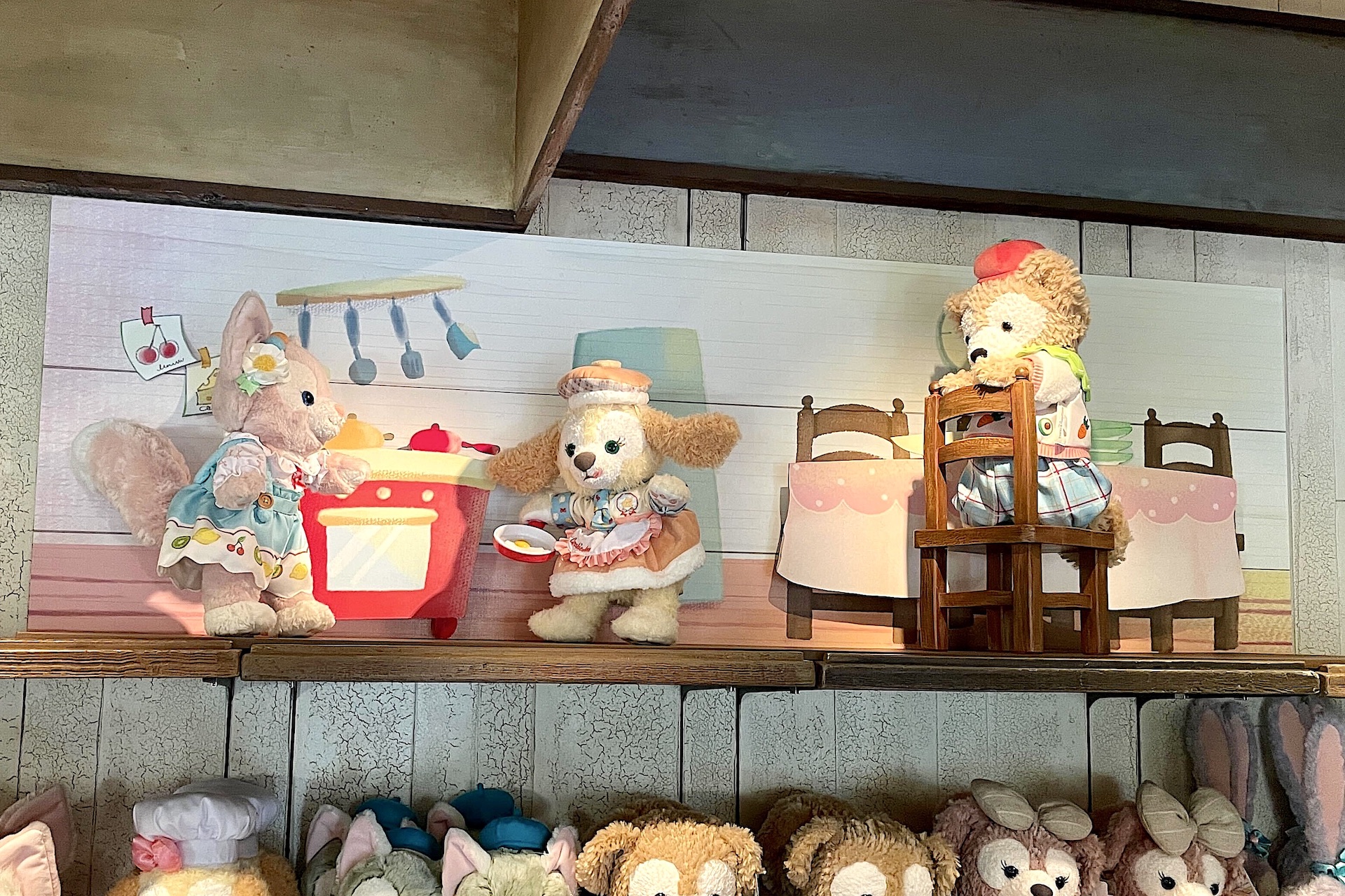 ぬいぐるみで今回のストーリーを表現したディスプレイも見所