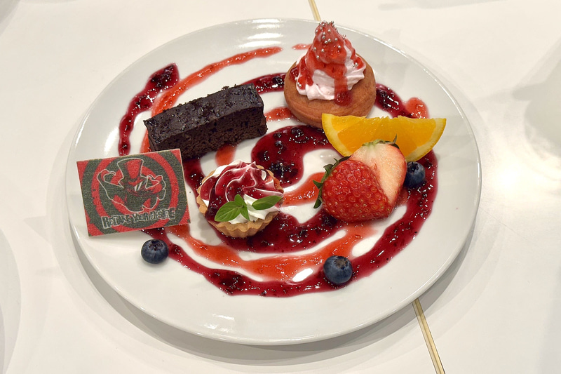 怪盗団の予告状プレート 1,500円