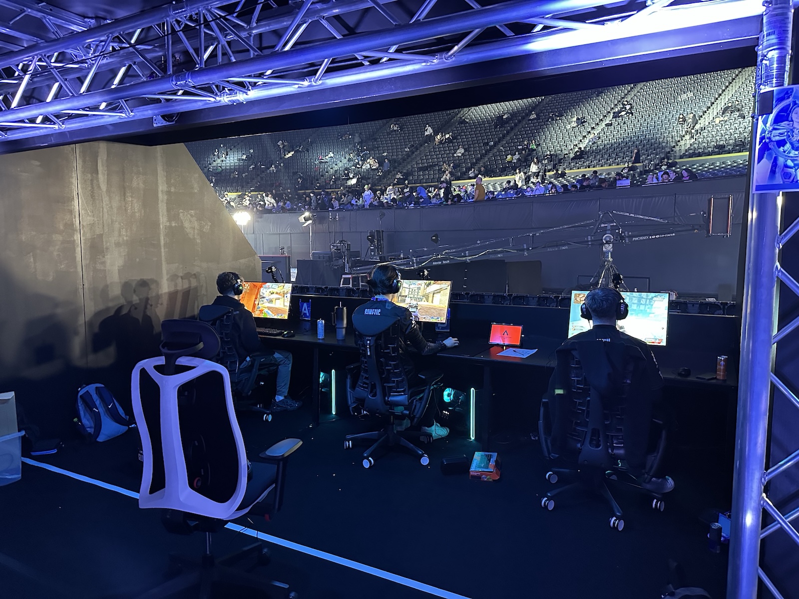 撮影中は練習試合が行われていた