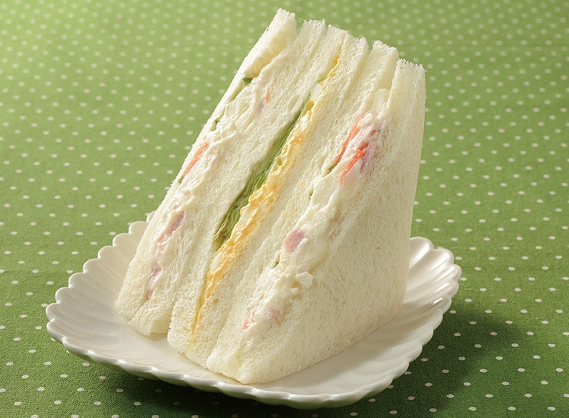 「盛りすぎ！ポテトたまご」2月11日発売（無くなり次第終了）ローソン標準価格 279円