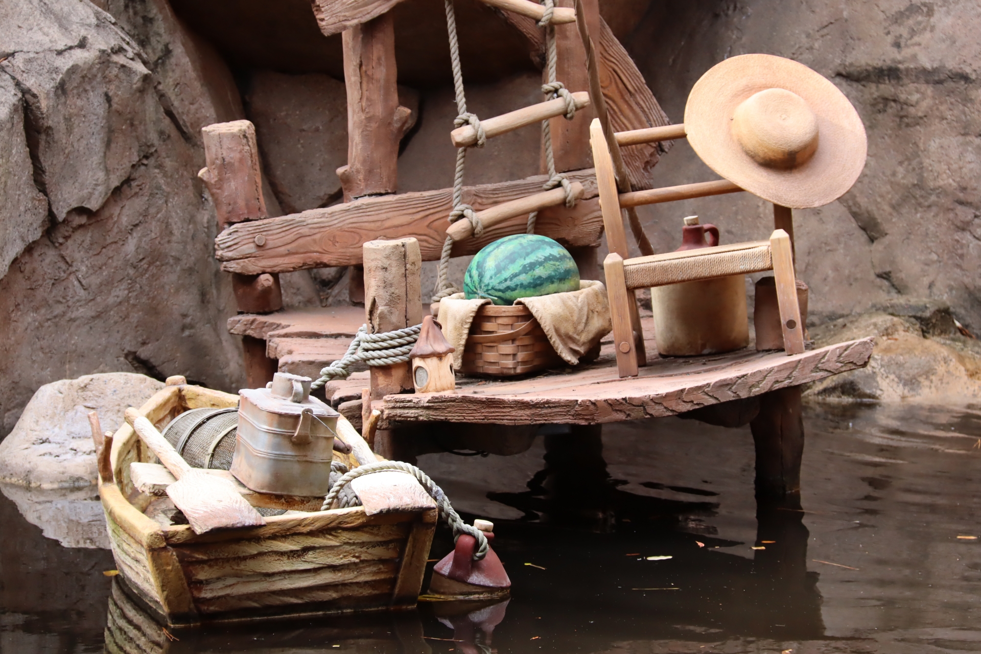 細かいところに目を向ければ向けるほど楽しめるのが「クリッターカントリー」。「スプラッシュ・マウンテン」と合わせて、ぜひ今こそ足を運んでほしい