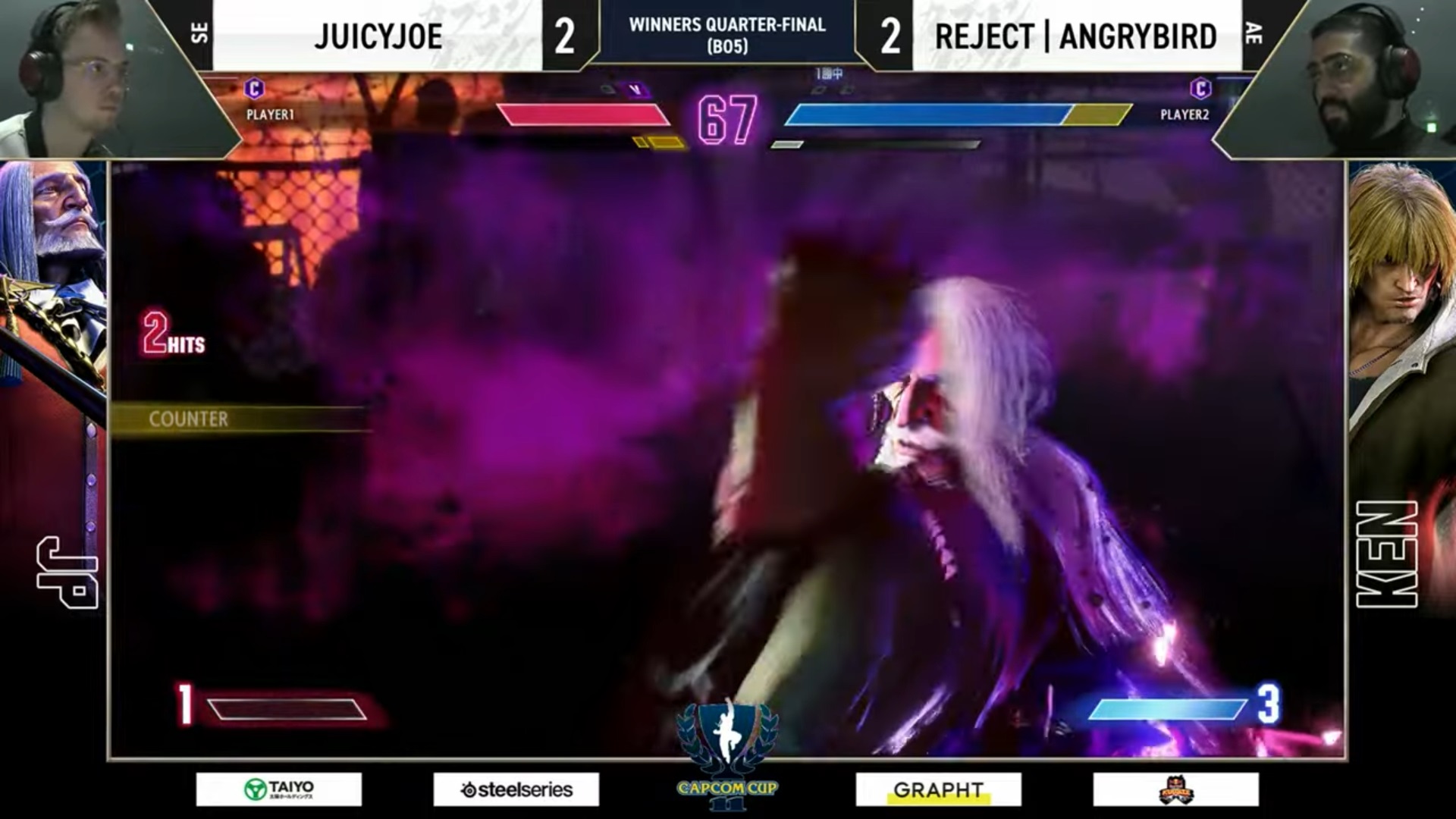 ラヴーシュカを絡めた連続技ではKOしきれないと判断し、連続技では無く連携を繰り返すことでダメージを蓄積させたJuicyjoeの状況判断が光る！ マジシャンの異名は伊達ではない