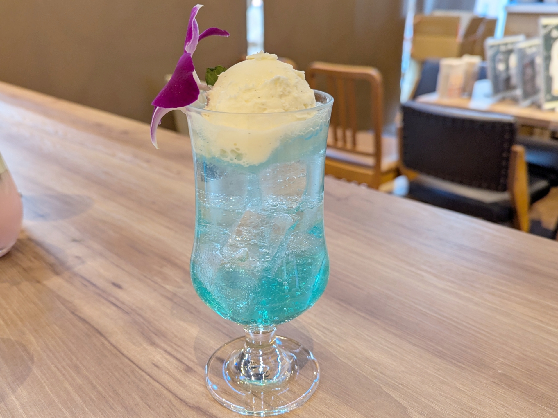 セクレトラムネフロート