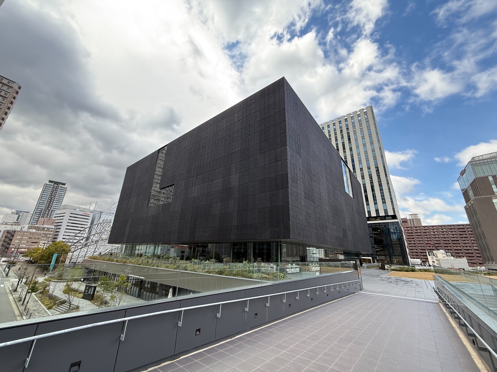 2022年に開業した「大阪中之島美術館」にて「大カプコン展」は開催される