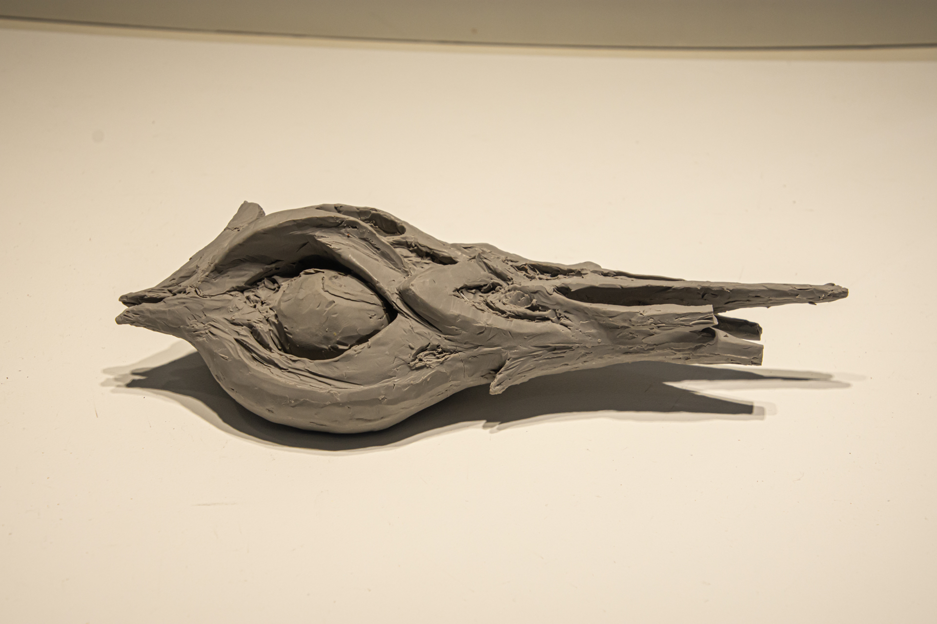 製作初期のイメージや決定稿を見ることができる展示会は数あれど、製作の過程も過程である準備稿まで目にすることができる機会はとても貴重だ。数百点にもおよぶ展示のうち、一部は初公開のものだという