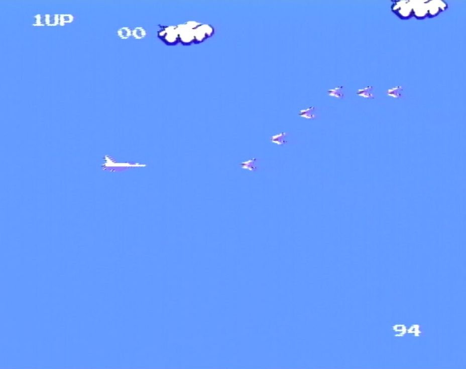 飛行形態に変形すれば、大空高く飛ぶことが可能になる