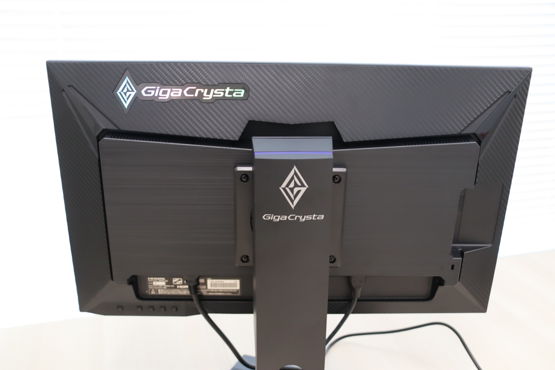 取り回しのいいゲームスタンドが付属する