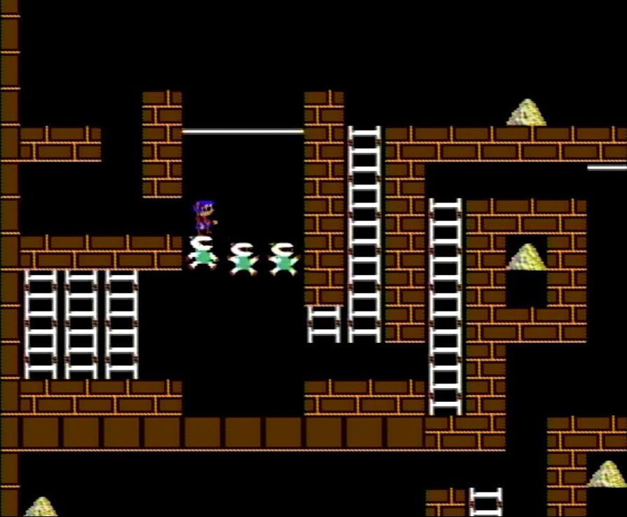 1面は開始直後、落下する3体の敵ロボットの頭上に乗り、反対側にあるハシゴにつかまることがクリアの必須条件